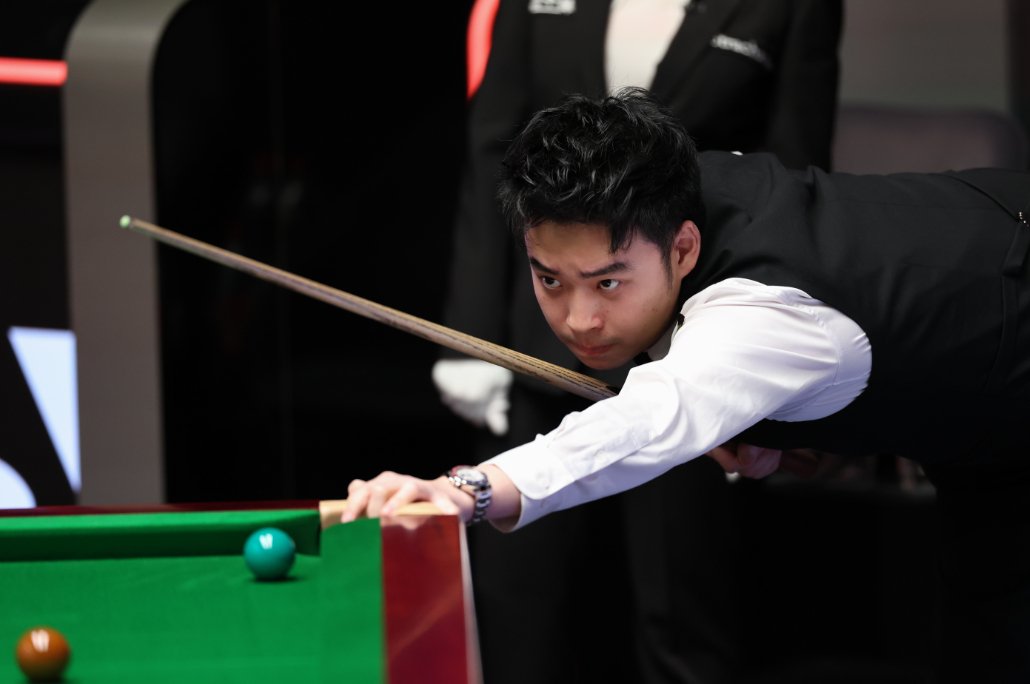 赛场上全力 赛场上全力